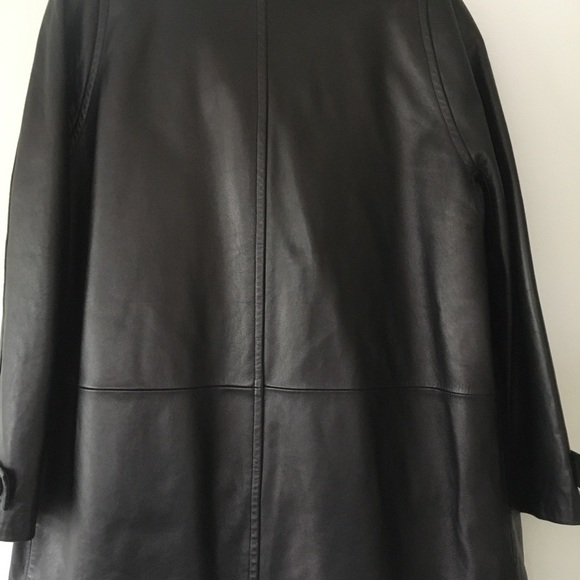 Women’s black leather coat with liner - Picture 2 of 7